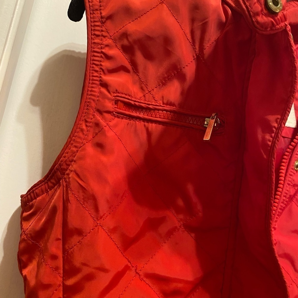 Zara Basics red quilted vest with pockets layering size XS - Picture 3 of 11